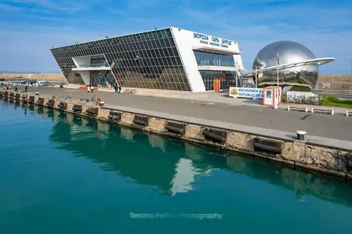 Ioama Island Апартамент Бургас